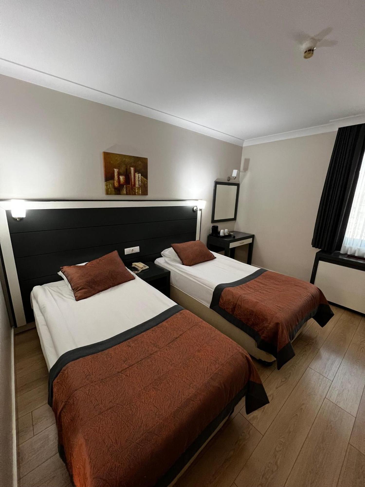 Dafne Hotel Анкара Экстерьер фото