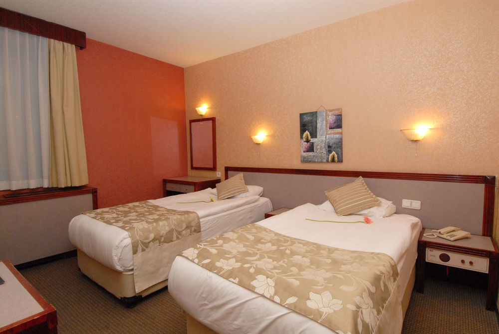 Dafne Hotel Анкара Экстерьер фото