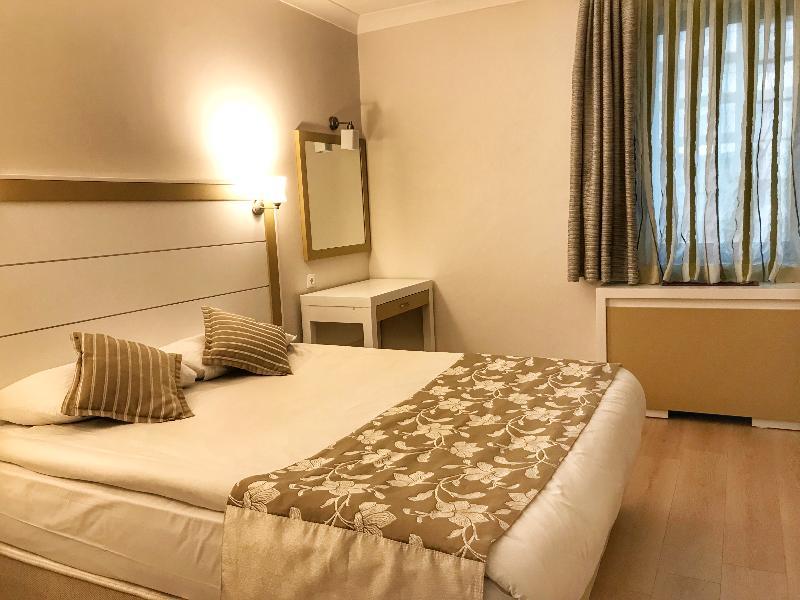 Dafne Hotel Анкара Экстерьер фото